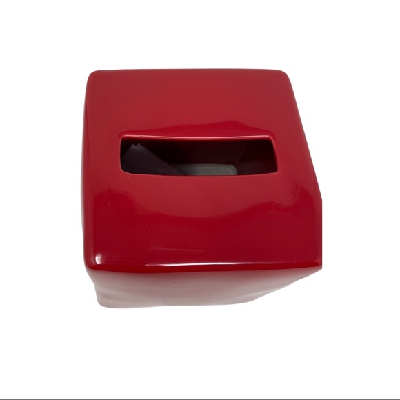 Rae Dunn MERRY CHRISTMAS Red Tissues Box - Picture 3 of 7